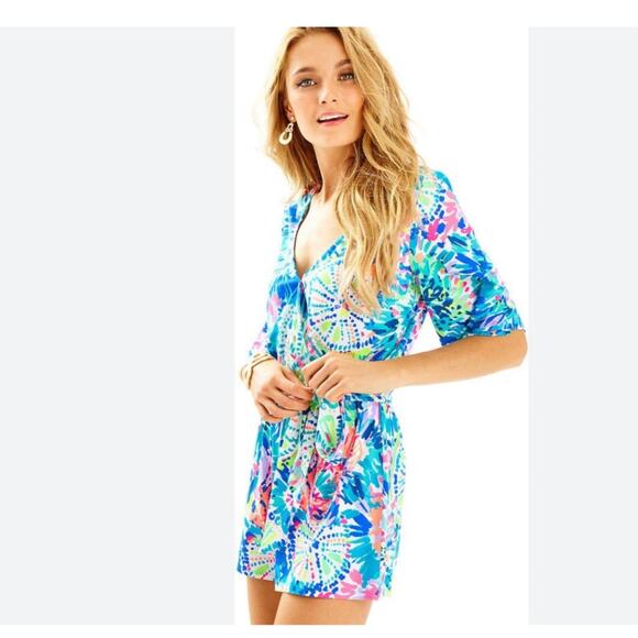 Lilly Pultizer Madilyn blue tie dye pattern faux wrap summer romper sz XS